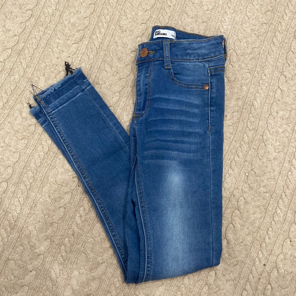 girls skinny jeans!!